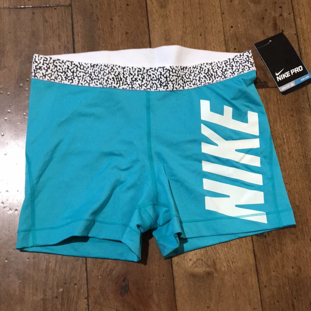 NWT Nike Active Shorts